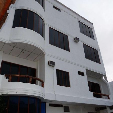 Galapagos Islands Hotel Puerto Ayora  Exteriör bild