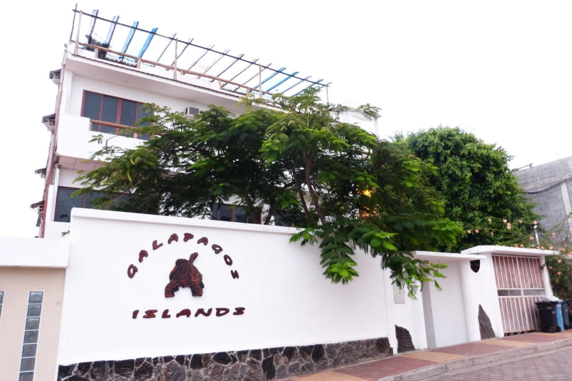 Galapagos Islands Hotel Puerto Ayora  Exteriör bild