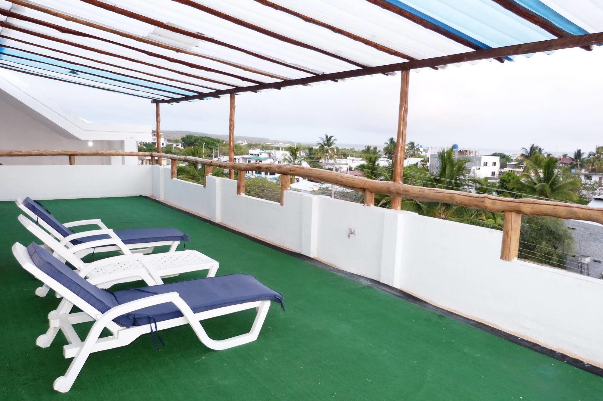 Galapagos Islands Hotel Puerto Ayora  Exteriör bild